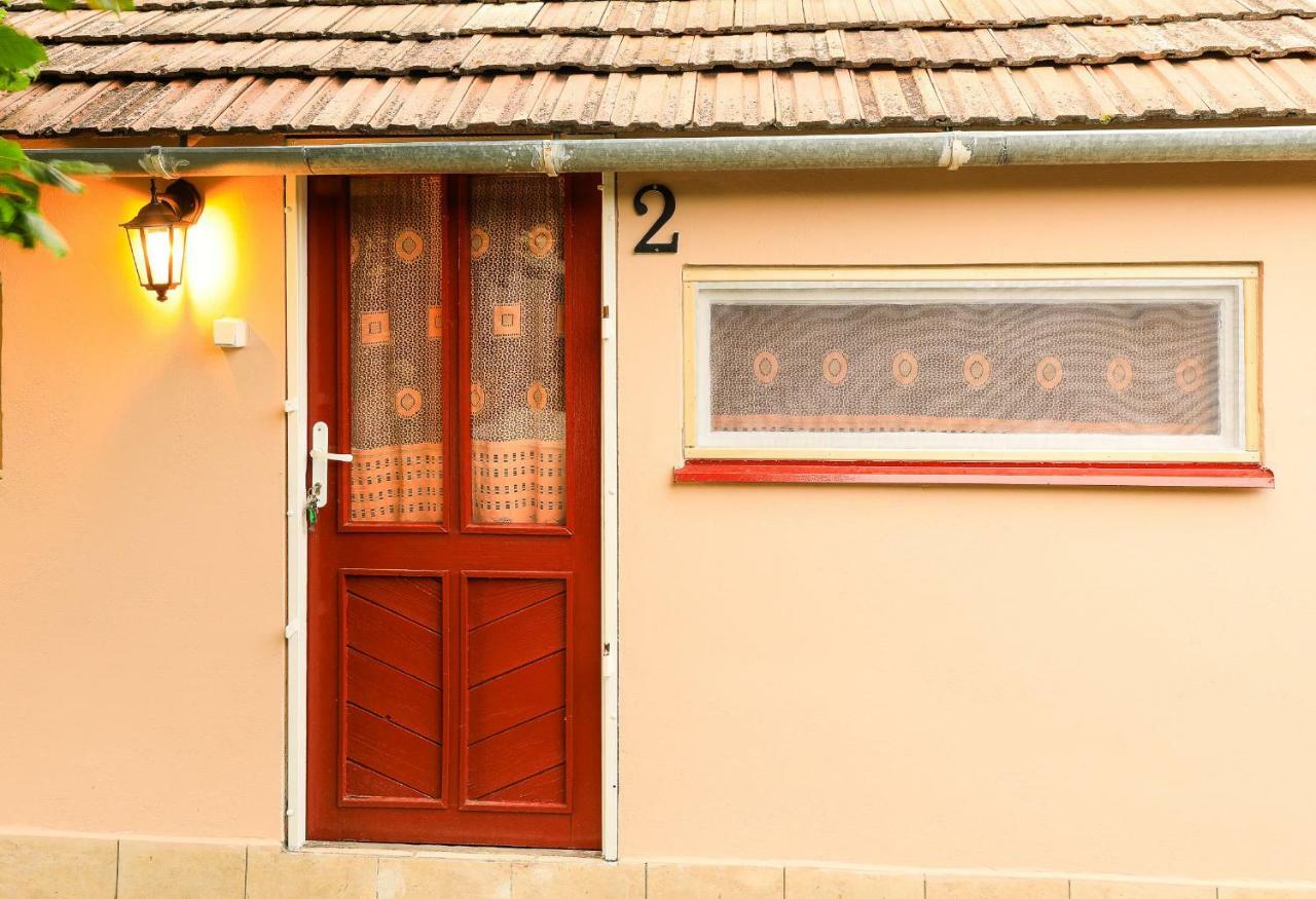 Отель Ubytovanie Harmony House Вельки-Медер Экстерьер фото